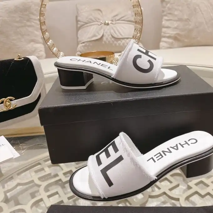 hype Chanel Slippers