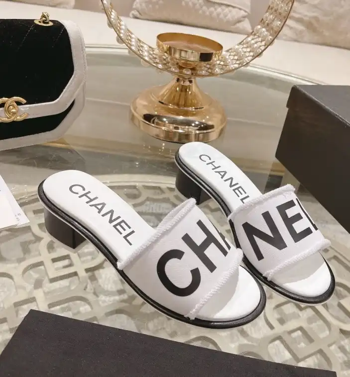 hype Chanel Slippers