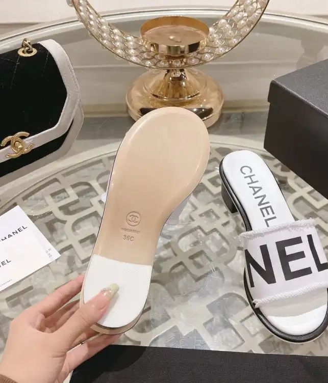 hype Chanel Slippers