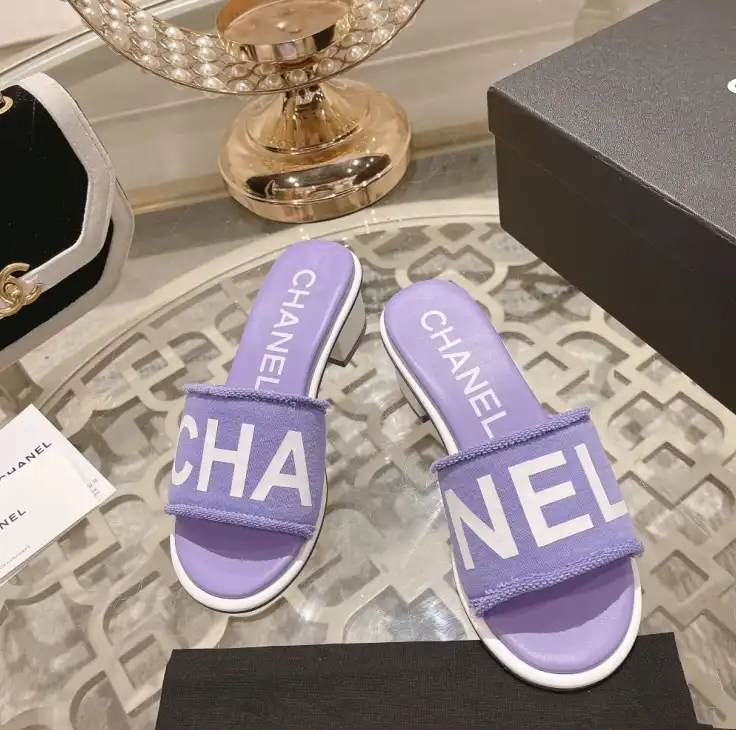 hype Chanel Slippers