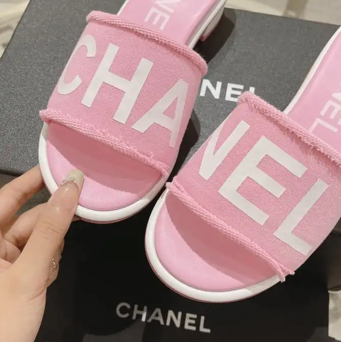 hype Chanel Slippers