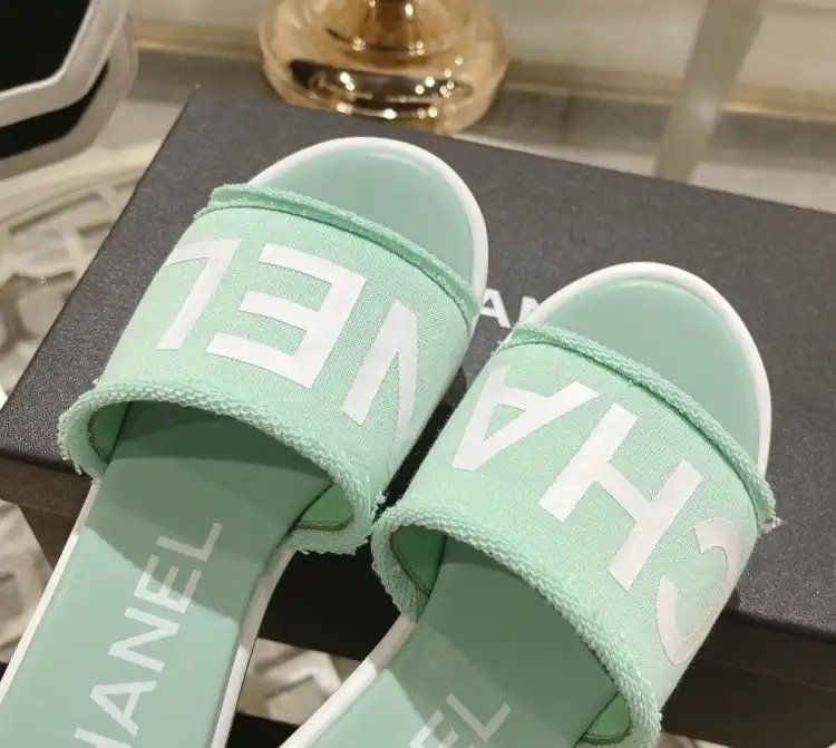 hype Chanel Slippers