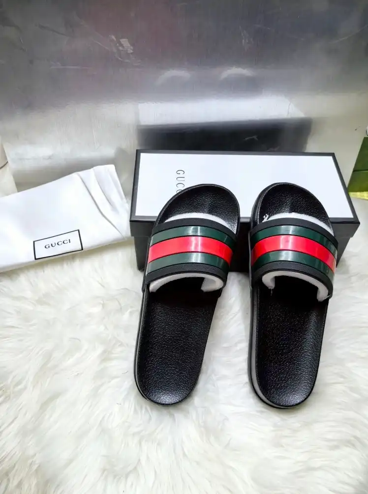 hype Gucci Slippers