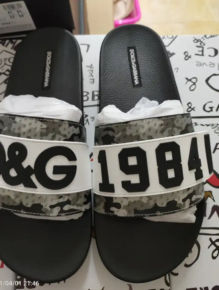 hype Dolce & Gabbana Slippers