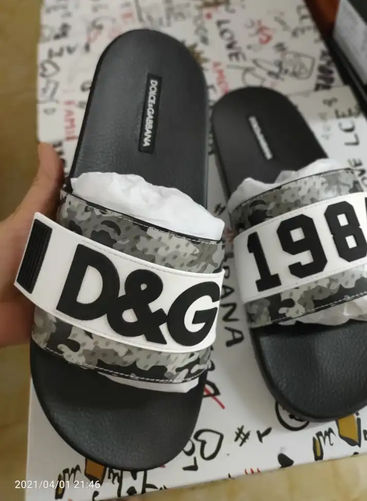 hype Dolce & Gabbana Slippers