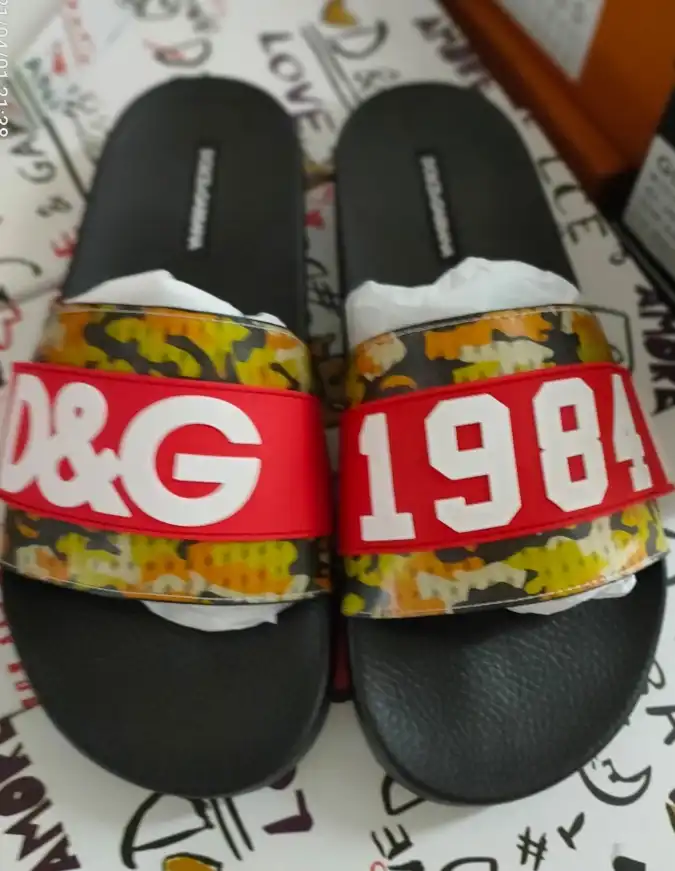 hype Dolce & Gabbana Slippers