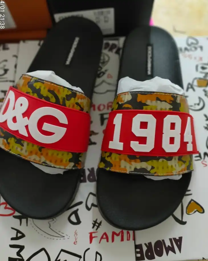 hype Dolce & Gabbana Slippers