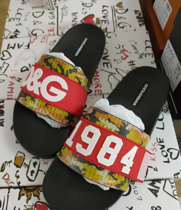 hype Dolce & Gabbana Slippers