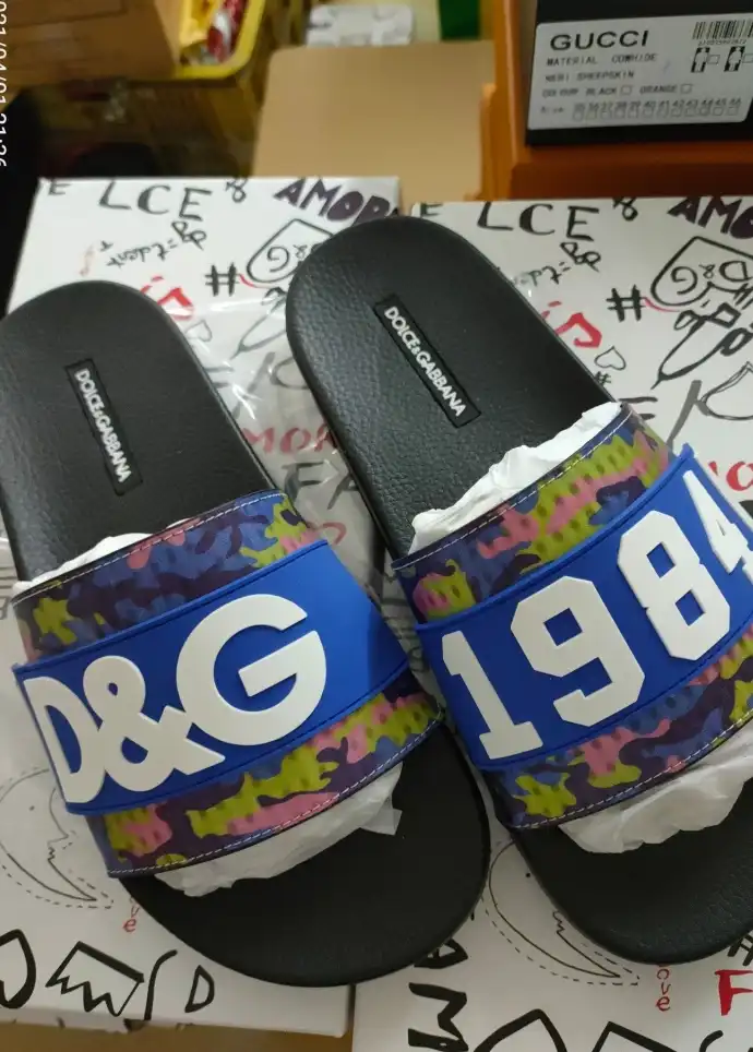 hype Dolce & Gabbana Slippers