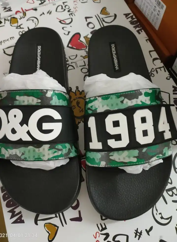 hype Dolce & Gabbana Slippers