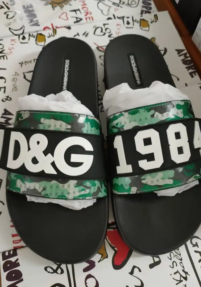 hype Dolce & Gabbana Slippers