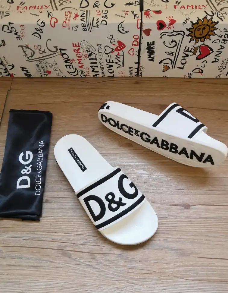 hype Dolce & Gabbana Slippers