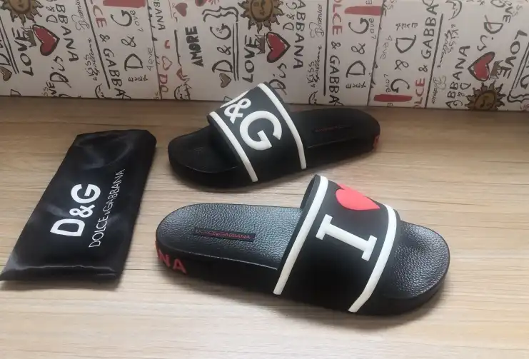 hype Dolce & Gabbana Slippers