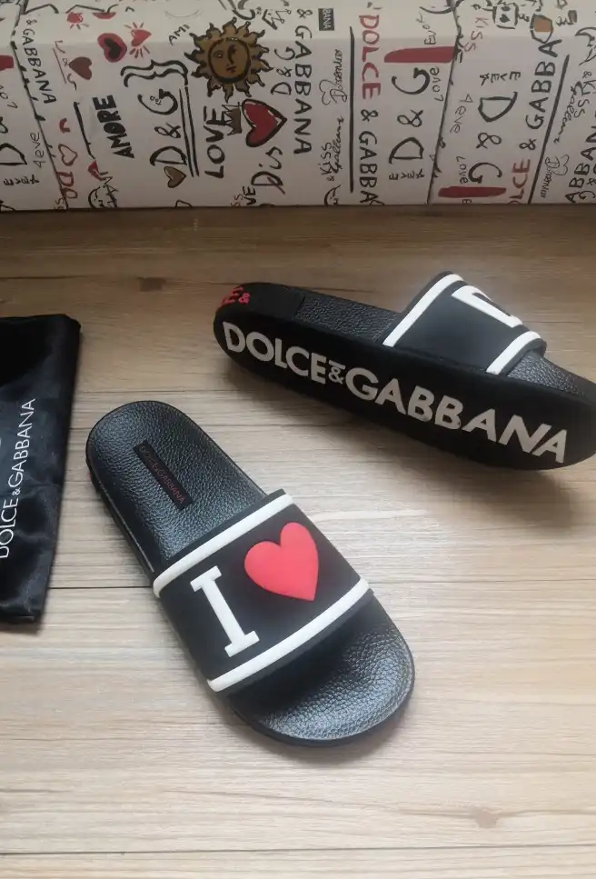 hype Dolce & Gabbana Slippers