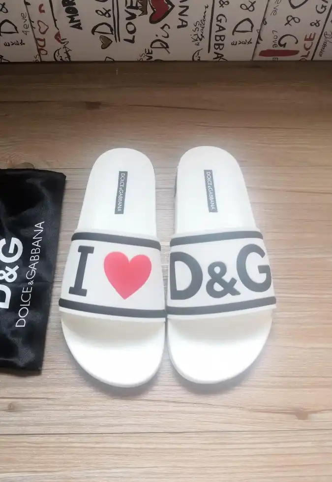 hype Dolce & Gabbana Slippers