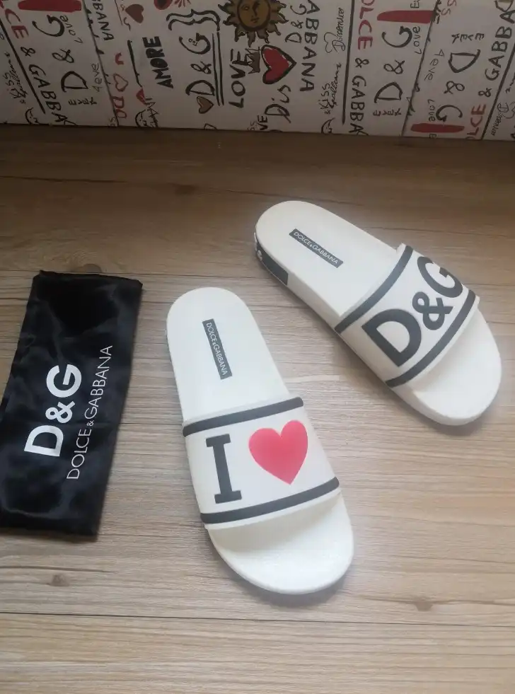 hype Dolce & Gabbana Slippers