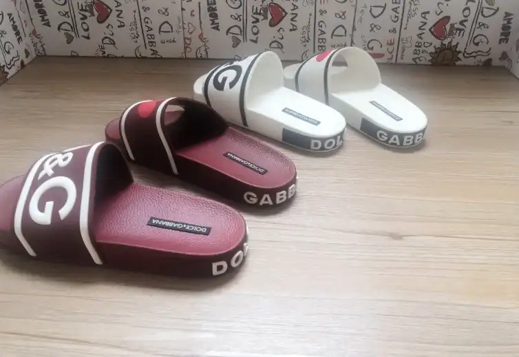 hype Dolce & Gabbana Slippers