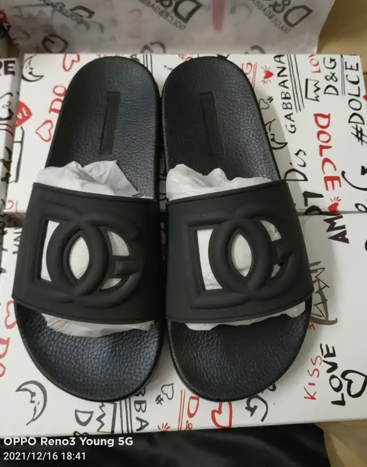 hype Dolce & Gabbana Slippers