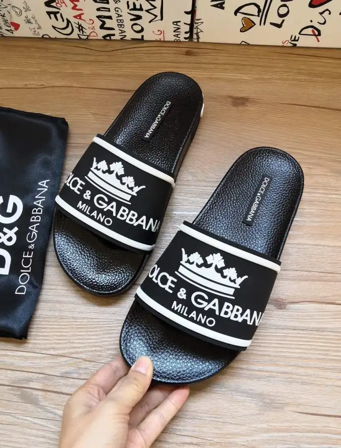 hype Dolce & Gabbana Slippers