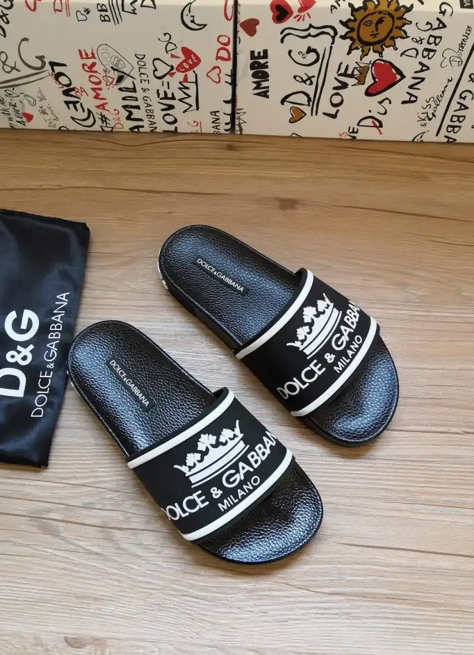 hype Dolce & Gabbana Slippers