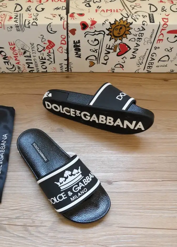 hype Dolce & Gabbana Slippers