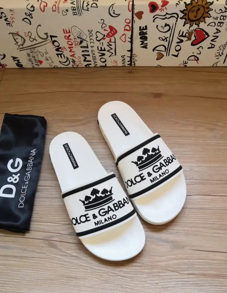 hype Dolce & Gabbana Slippers