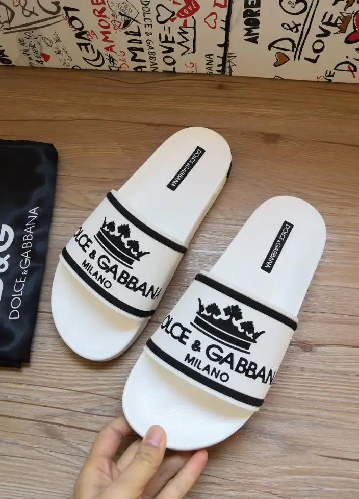 hype Dolce & Gabbana Slippers