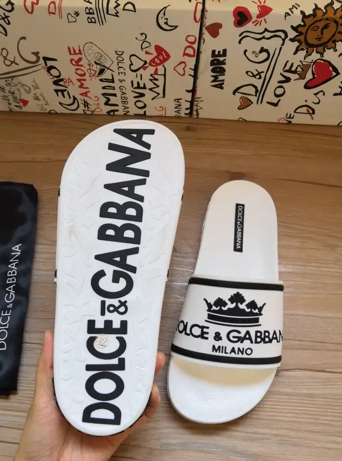 hype Dolce & Gabbana Slippers