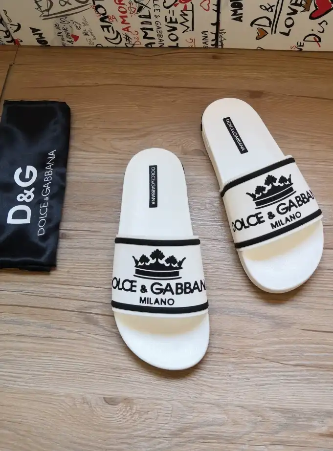 hype Dolce & Gabbana Slippers