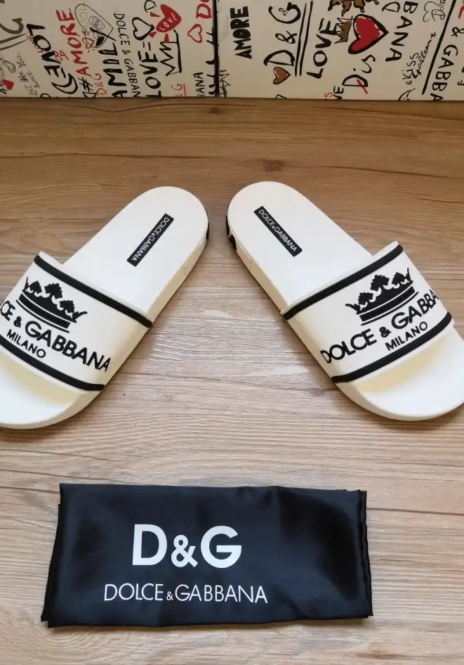 hype Dolce & Gabbana Slippers