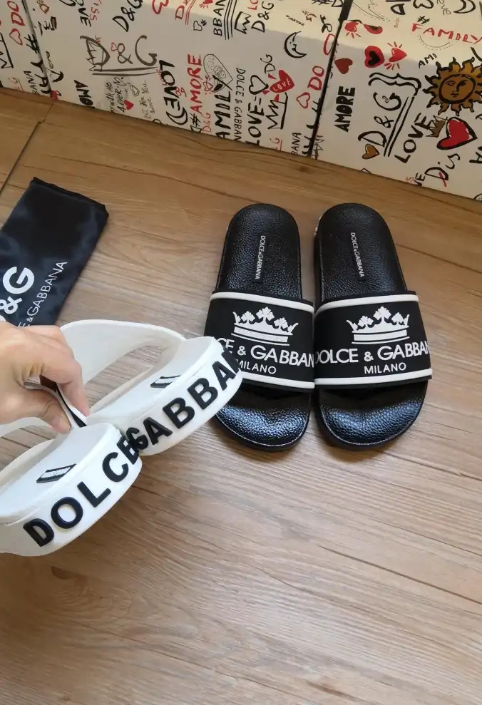 hype Dolce & Gabbana Slippers