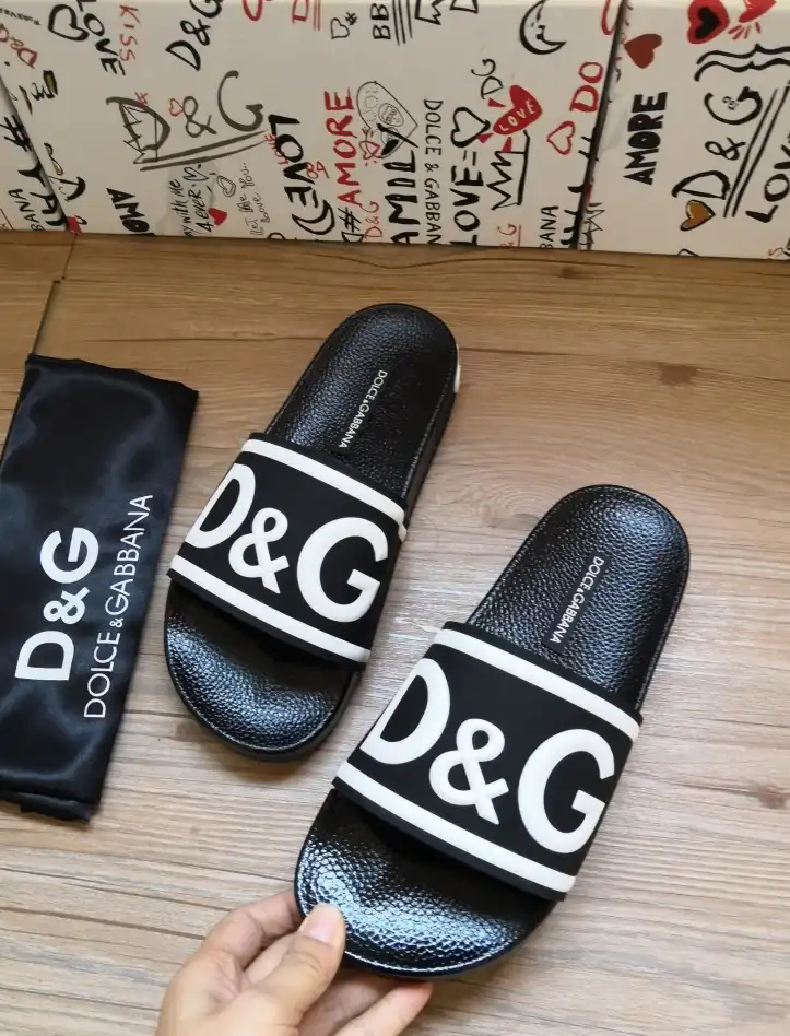 hype Dolce & Gabbana Slippers