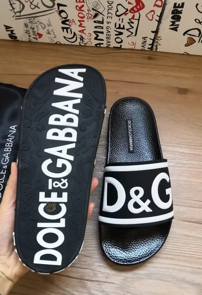 hype Dolce & Gabbana Slippers