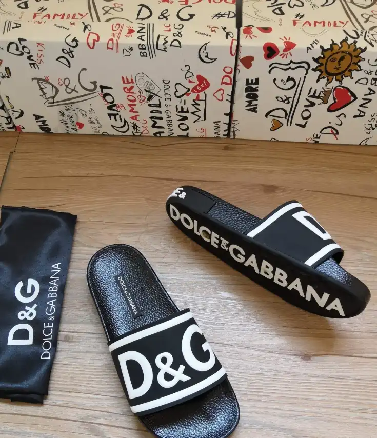 hype Dolce & Gabbana Slippers