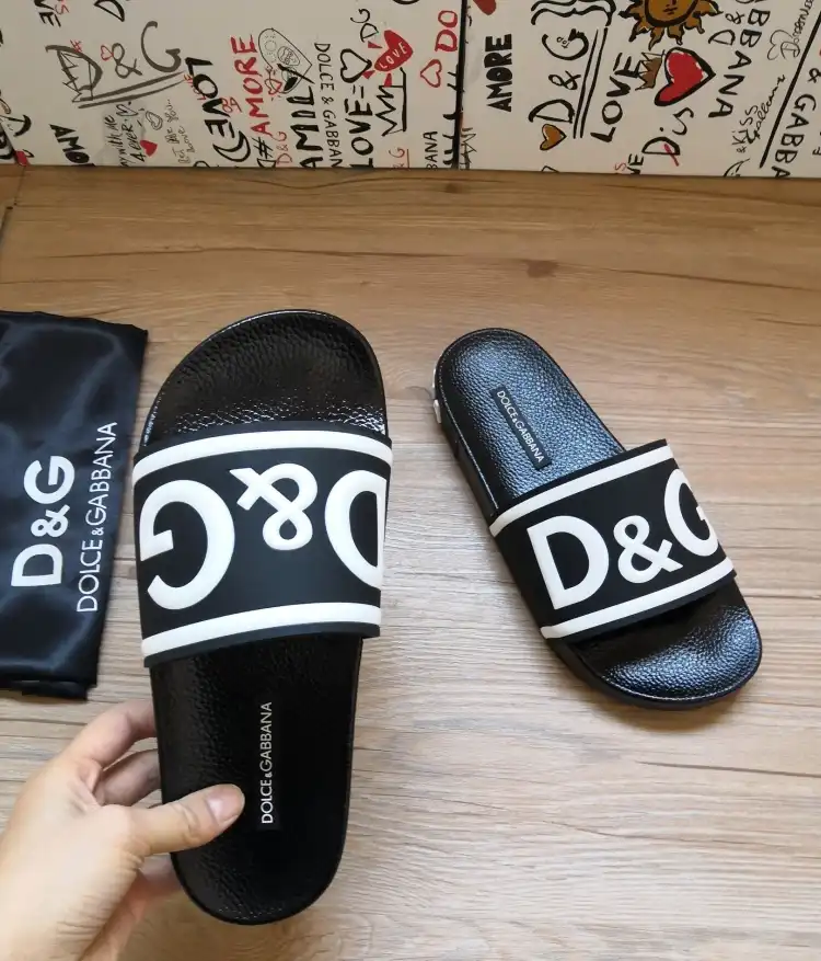 hype Dolce & Gabbana Slippers