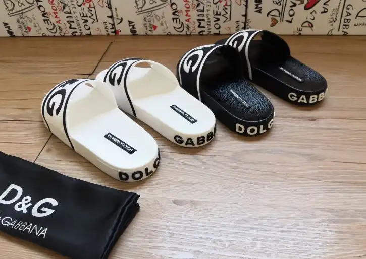 hype Dolce & Gabbana Slippers