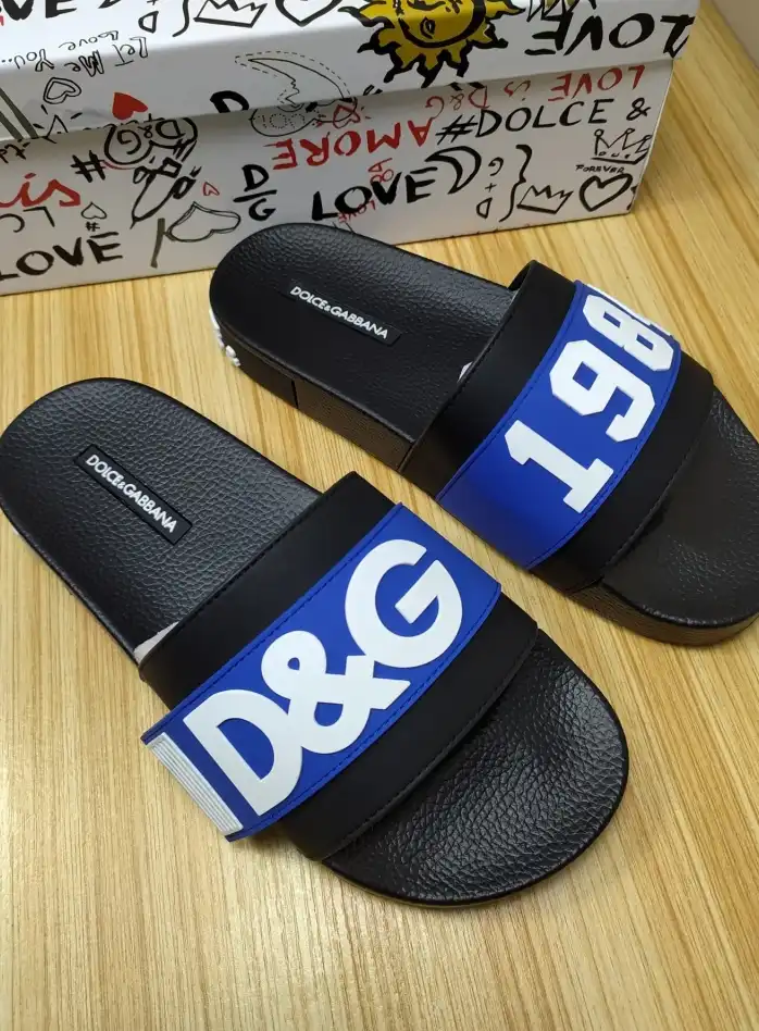 hype Dolce & Gabbana Slippers