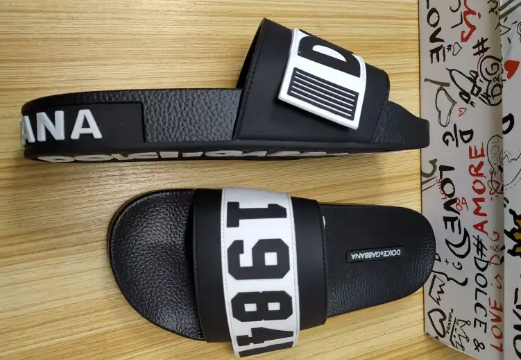 hype Dolce & Gabbana Slippers