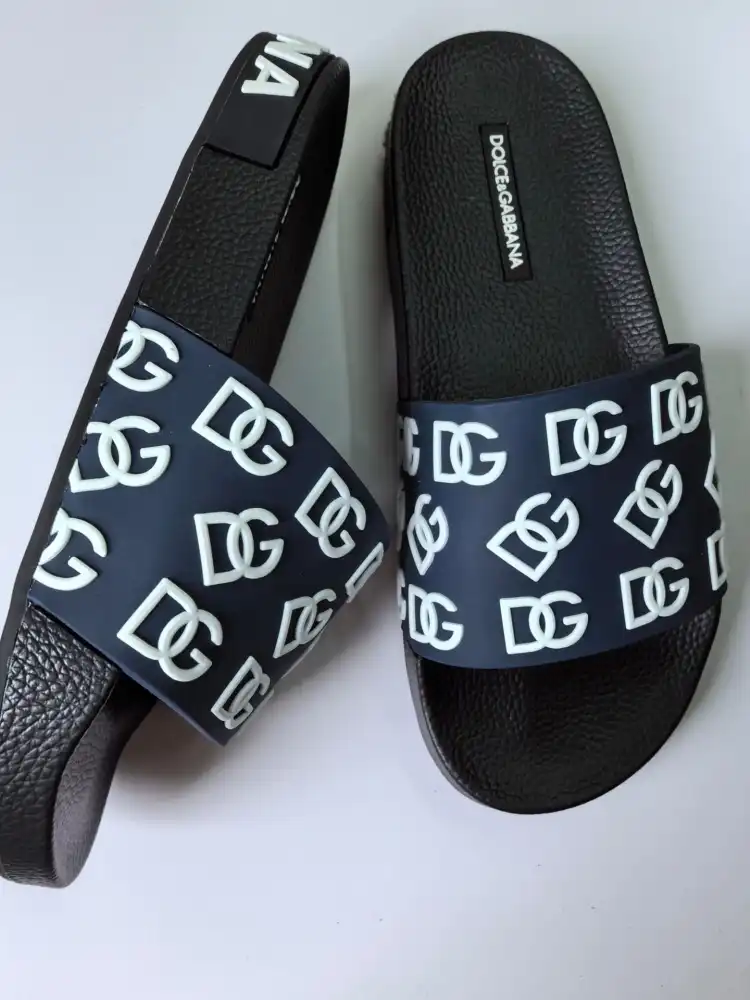 hype Dolce & Gabbana Slippers