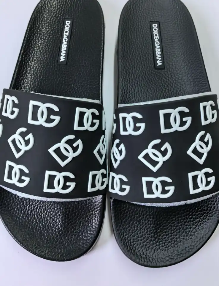 hype Dolce & Gabbana Slippers