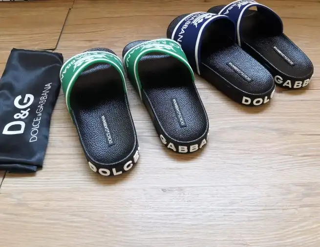 hype Dolce & Gabbana Slippers