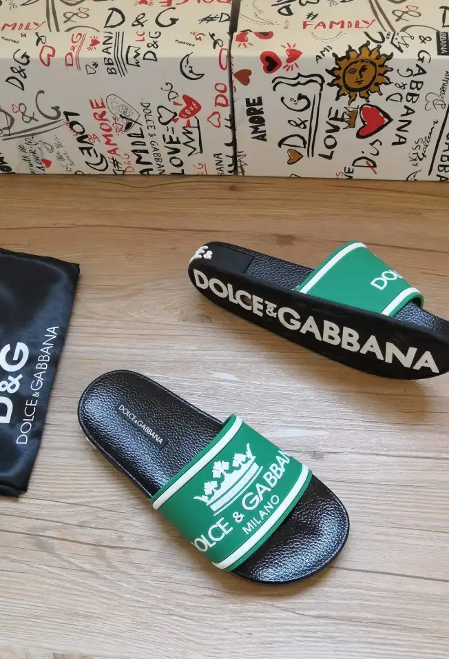 hype Dolce & Gabbana Slippers