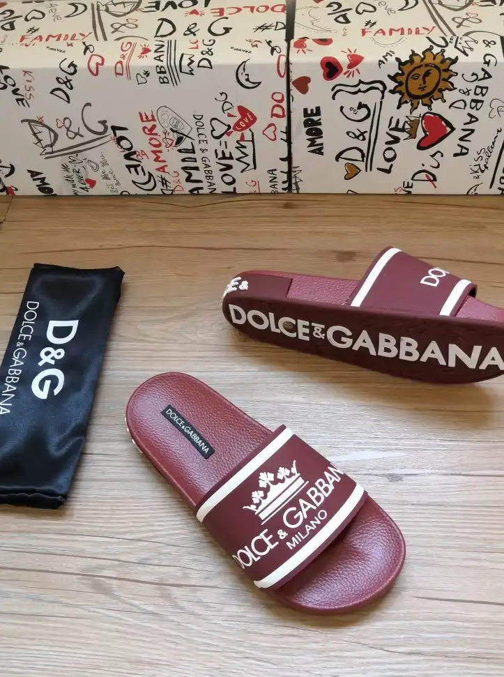 hype Dolce & Gabbana Slippers