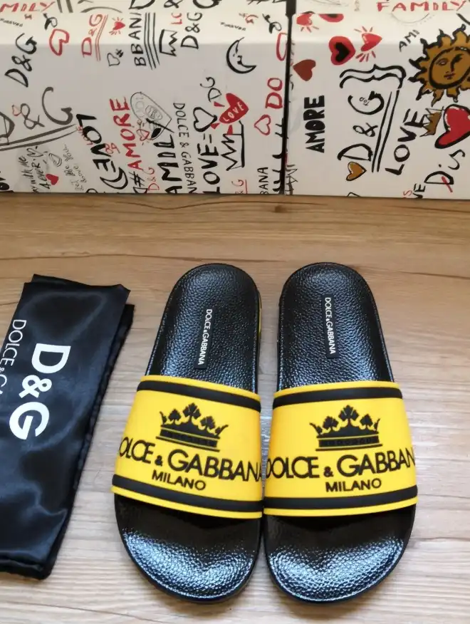 hype Dolce & Gabbana Slippers