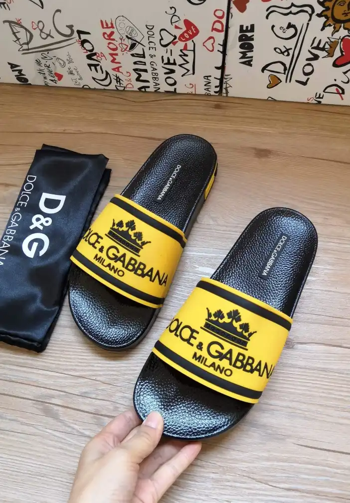 hype Dolce & Gabbana Slippers