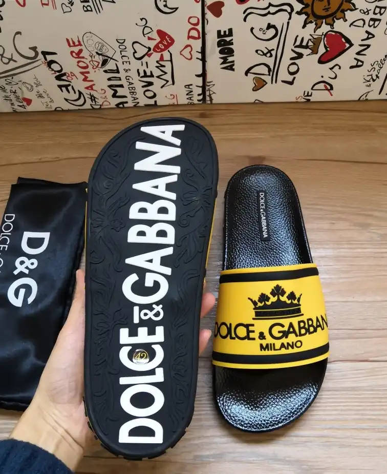 hype Dolce & Gabbana Slippers