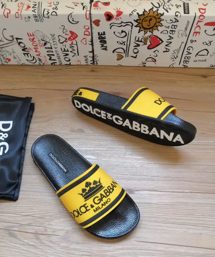 hype Dolce & Gabbana Slippers