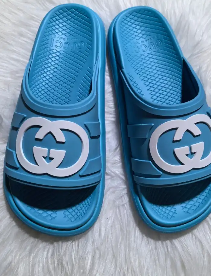 hype Gucci Slippers