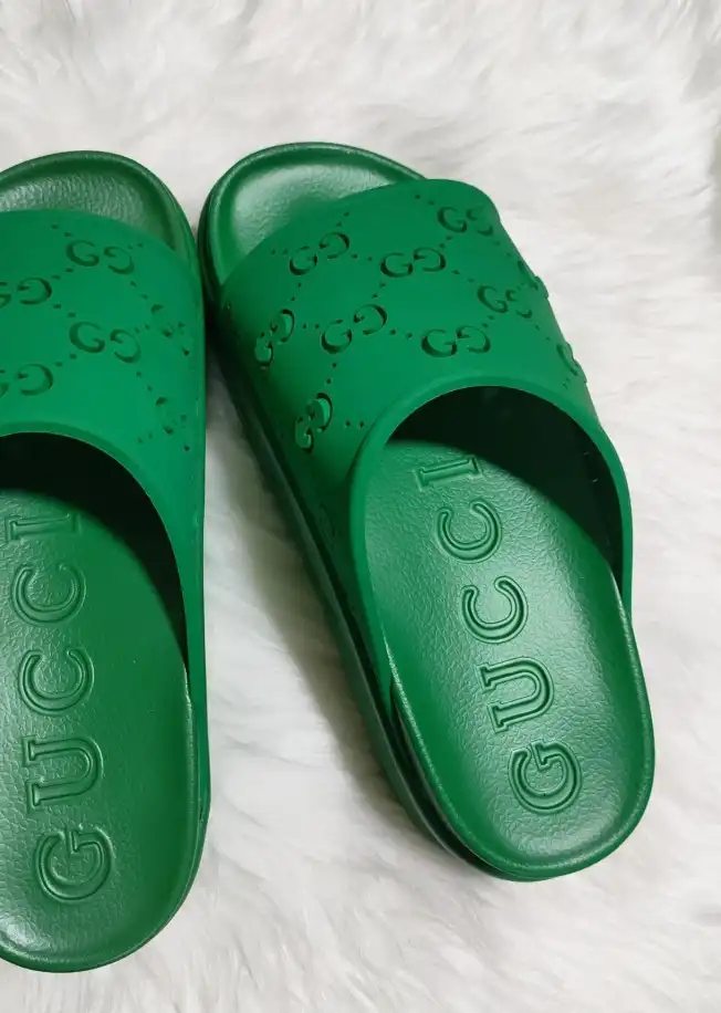 hype Gucci Slippers