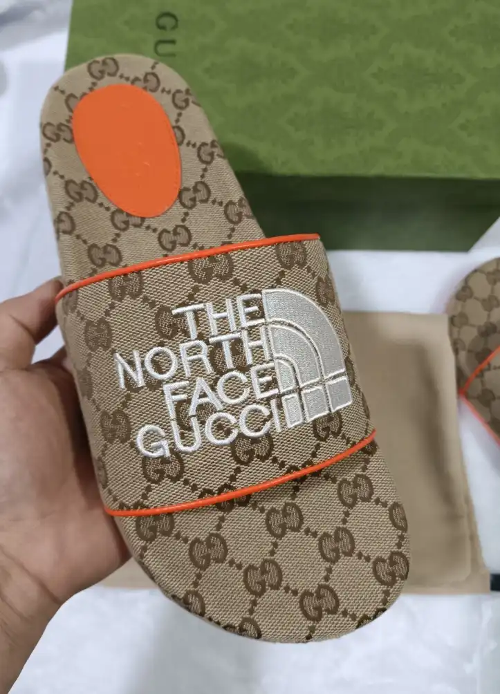 hype Gucci Slippers